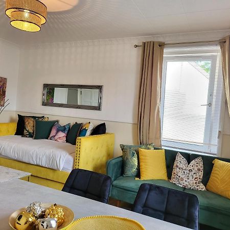 אדינבורו 4 Bedrooms Apartment By Sensational Stay Short Lets & Serviced Accommodation מראה חיצוני תמונה