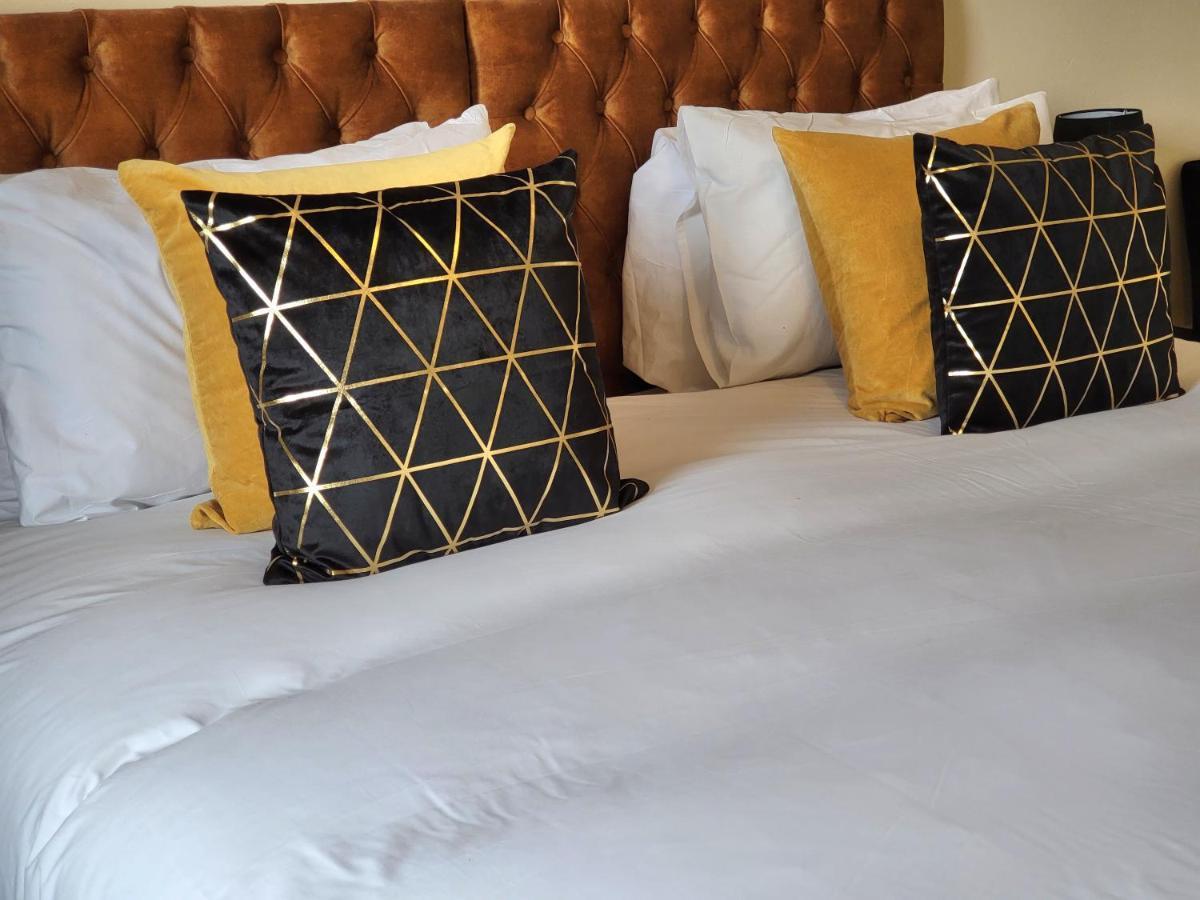 אדינבורו 4 Bedrooms Apartment By Sensational Stay Short Lets & Serviced Accommodation מראה חיצוני תמונה
