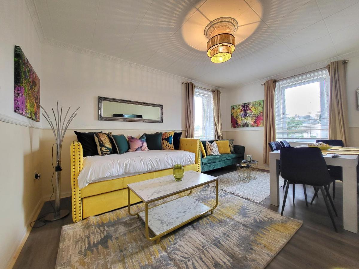 אדינבורו 4 Bedrooms Apartment By Sensational Stay Short Lets & Serviced Accommodation מראה חיצוני תמונה
