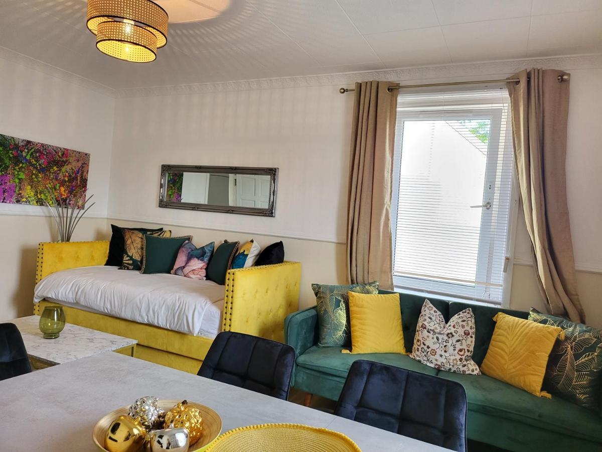 אדינבורו 4 Bedrooms Apartment By Sensational Stay Short Lets & Serviced Accommodation מראה חיצוני תמונה