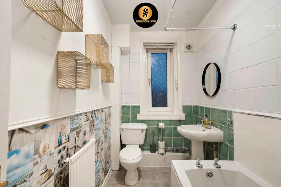 אדינבורו 4 Bedrooms Apartment By Sensational Stay Short Lets & Serviced Accommodation מראה חיצוני תמונה