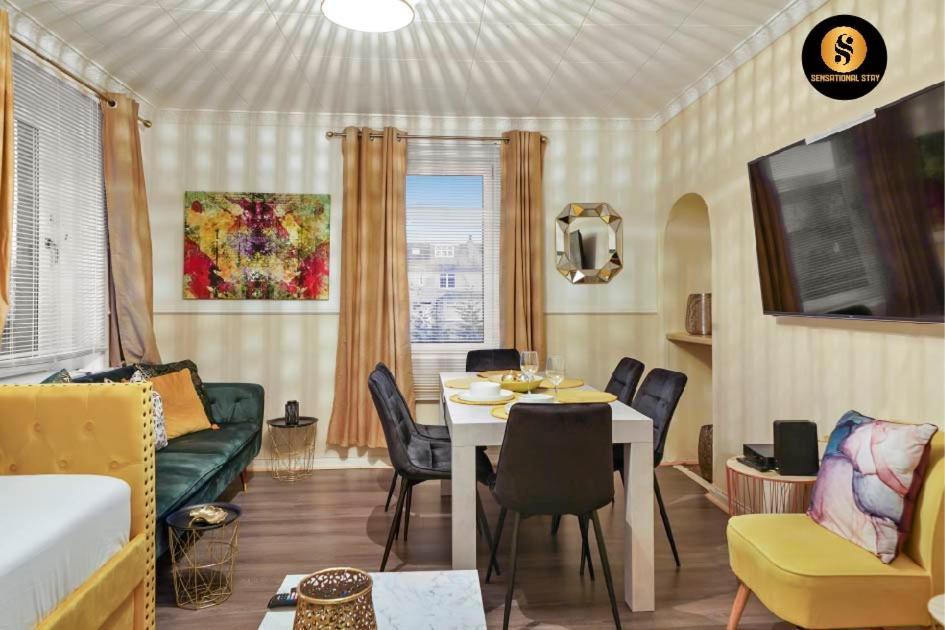 אדינבורו 4 Bedrooms Apartment By Sensational Stay Short Lets & Serviced Accommodation מראה חיצוני תמונה