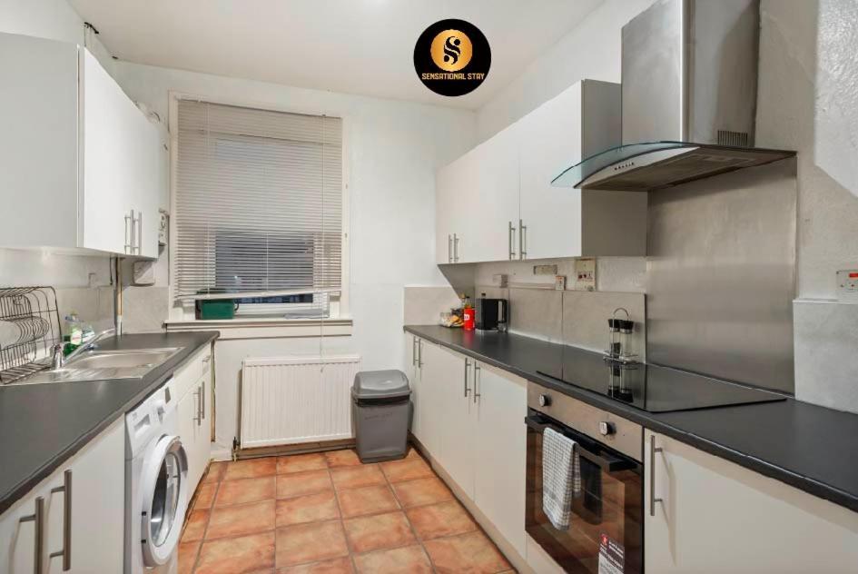 אדינבורו 4 Bedrooms Apartment By Sensational Stay Short Lets & Serviced Accommodation מראה חיצוני תמונה